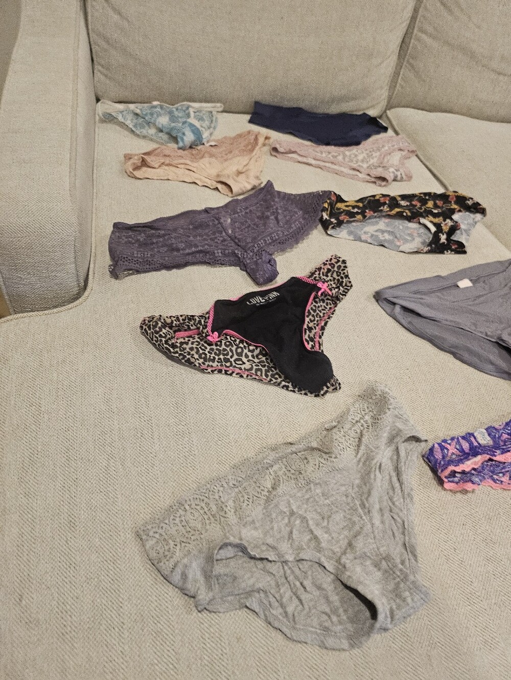 10 Pairs Of Victoria's Secret Underwear XS S - Picture 4 of 4